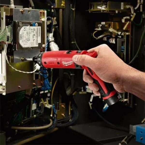 Milwaukee 2101-22 M4 14 Hex Screwdriver Kit (2) Milwaukee 2101-22 M4 1/4" Hex Screwdriver Kit