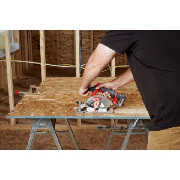 Milwaukee 2521-20 M12 FUEL 5-3/8" Circular Saw - Tool Only