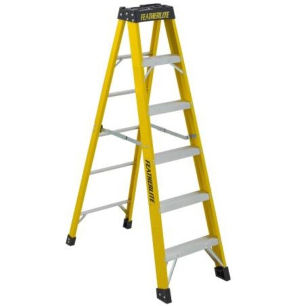Featherlite 6906 6ft Extra-Heavy Duty Fibreglass Stepladder Featherlite 6906 6ft Extra-Heavy Duty Fibreglass Stepladder