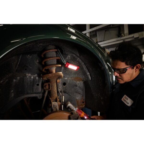 Milwaukee 2013R Rechargeable Low-Profile Task Light