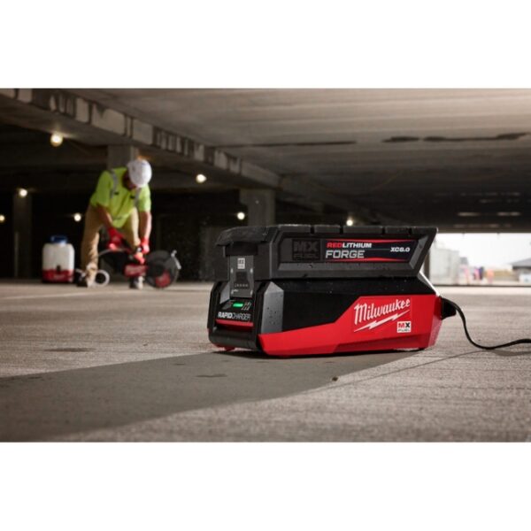 Milwaukee MXFRC MX FUEL Rapid Charger (4) Milwaukee MXFRC MX FUEL Rapid Charger
