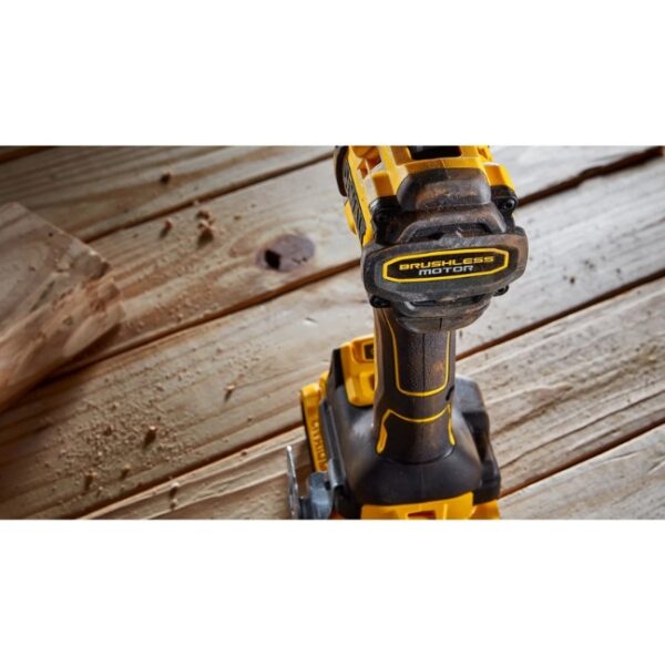 DeWalt DCD805D2 20V MAX XR 1/2" Brushless Hammer Drill/Driver Kit