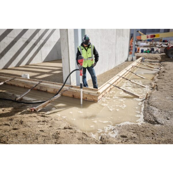 Milwaukee 2940-20 M18 Brushless Stick Transfer Pump - Tool Only (6) Milwaukee 2940-20 M18 Brushless Stick Transfer Pump - Tool Only