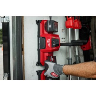 Milwaukee 48-59-1816 M18 Dual Bay Simultaneous Super Charger with 4-Point Mounting