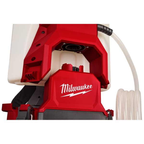 Milwaukee 3019-21WS M18 4-Gallon Water Supply with SWITCH TANK Kit