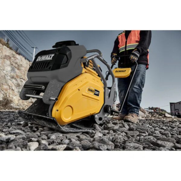 DeWalt DCPS7154AG2 POWERSHIFT Forward Plate Compactor Kit