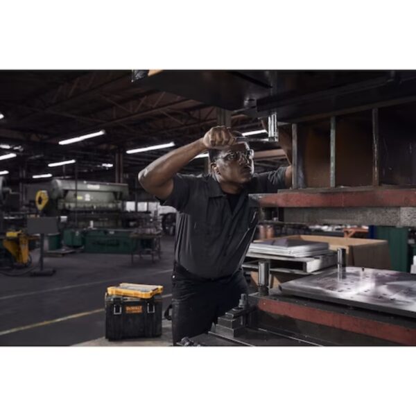 DeWalt DWMT45402 1/4" and 3/8" Mechanic's Tool Set with TOUGHSYSTEM 2.0 Tray and Lid 131-Piece