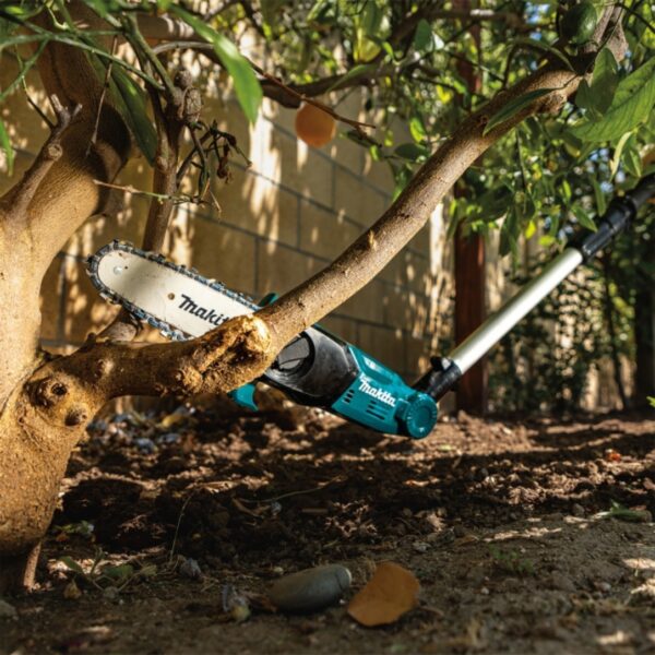 Makita DUA200RT 18V LXT 5ft or 8ft 8" Brushless Pole Saw Kit