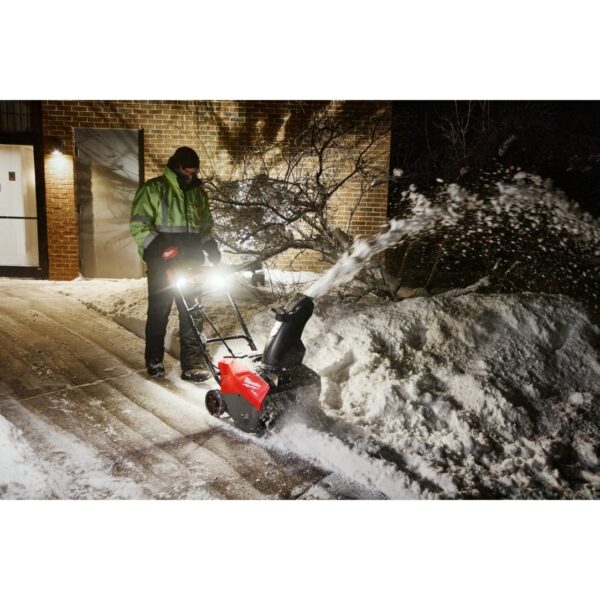 Milwaukee 3036-22HD M18 FUEL 21" Single Stage Snow Blower Kit