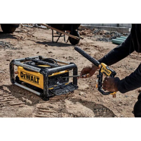 DeWalt DWPW2100 13 Amp 2,100 MAX PSI at 1.2 GPM Electric Jobsite Cold Water Pressure Washer