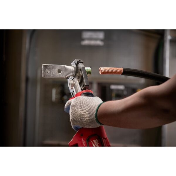 Milwaukee 2679-600CU M18 FORCE LOGIC 600 MCM Crimper with #8 - 600 MCM Cu Dies (4) Milwaukee 2679-600CU M18 FORCE LOGIC 600 MCM Crimper with #8 - 600 MCM Cu Dies