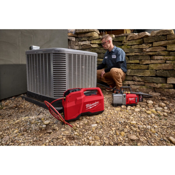 Milwaukee 2938-21 M18 Brushless Refrigerant Recovery Machine Kit